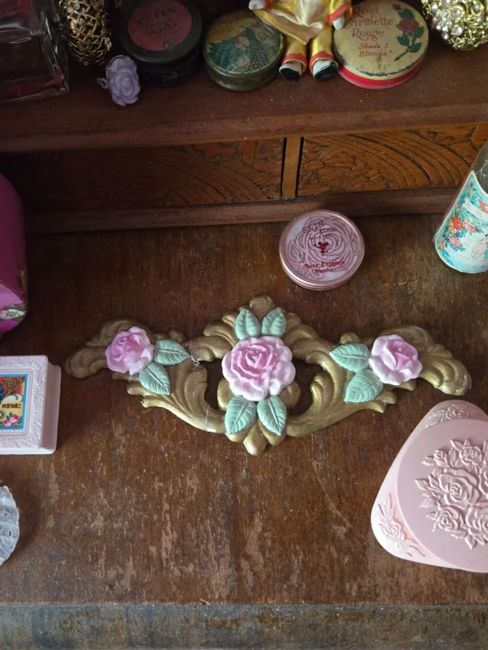 Pink Rose Chippy Wall Decor Gold Scrollwork Cottagecore Vintage-Style - FLAWED
